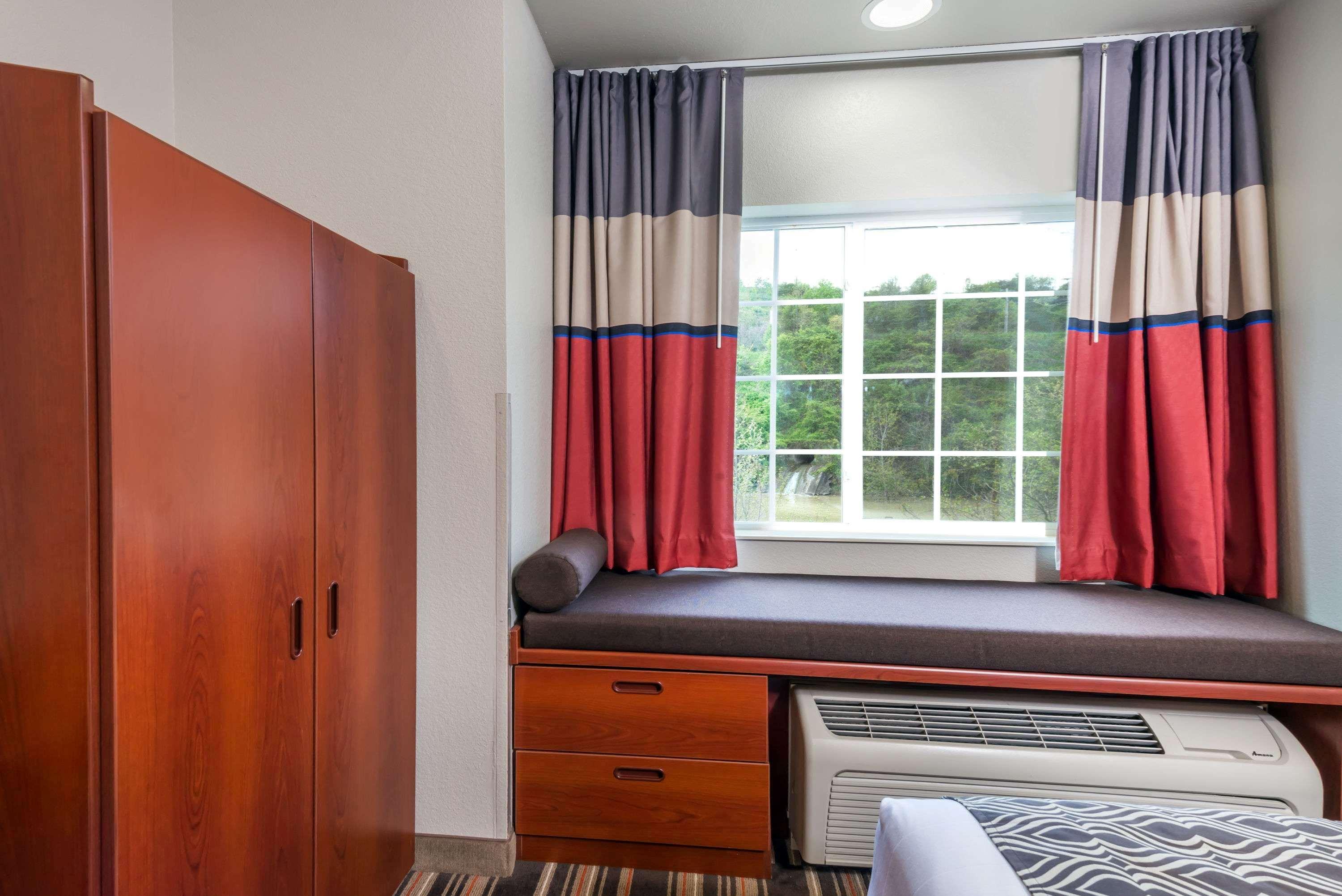 Sonesta Essential Morgantown Hotel Buitenkant foto
